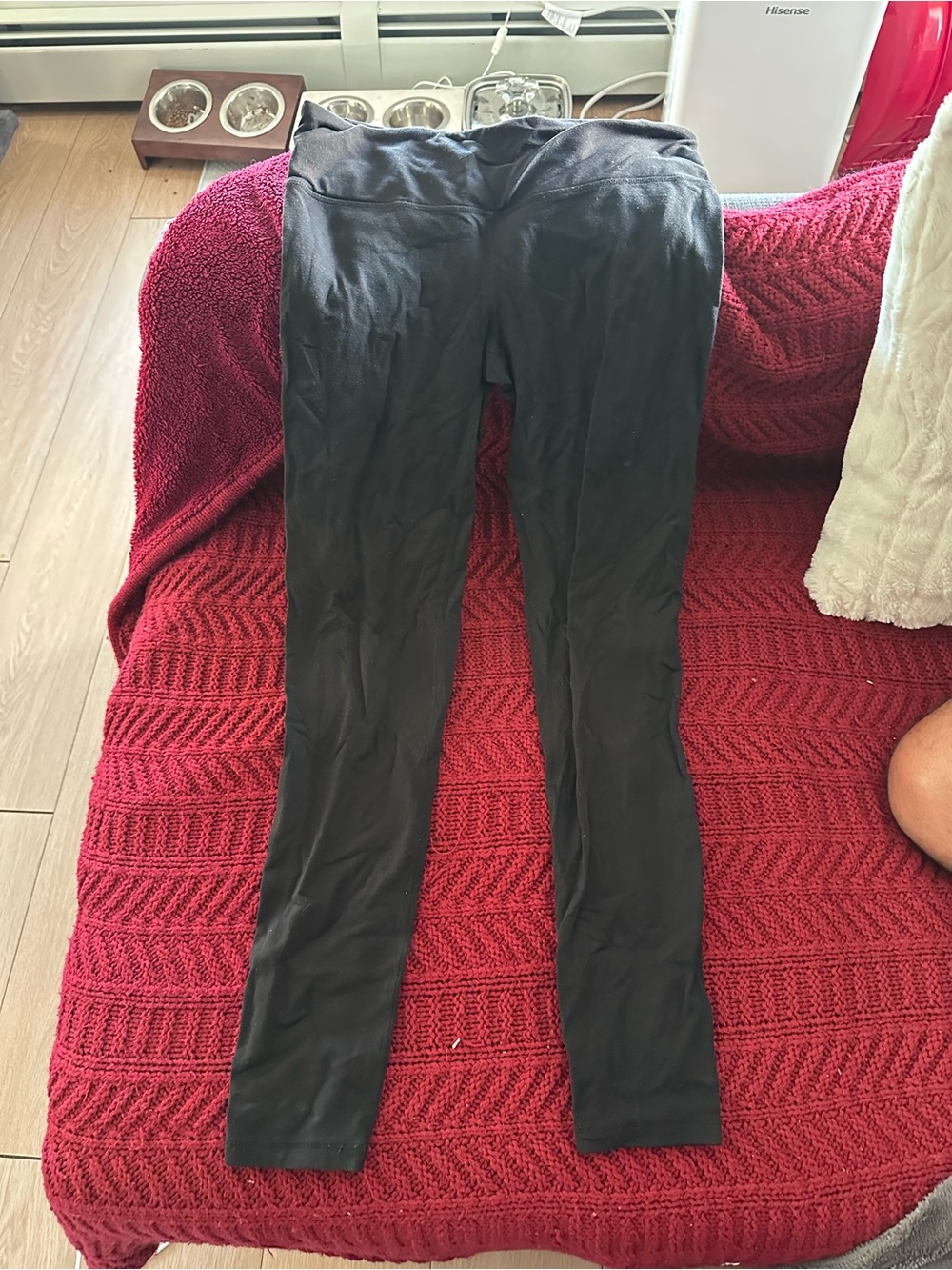 Denver Hayes size medium leggings